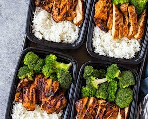Chicken, Brown Rice, and Broccoli Chicken, Brown Rice, and Broccoli