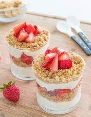 (Breakfast) Strawberry Parfait (Breakfast) Strawberry Parfait